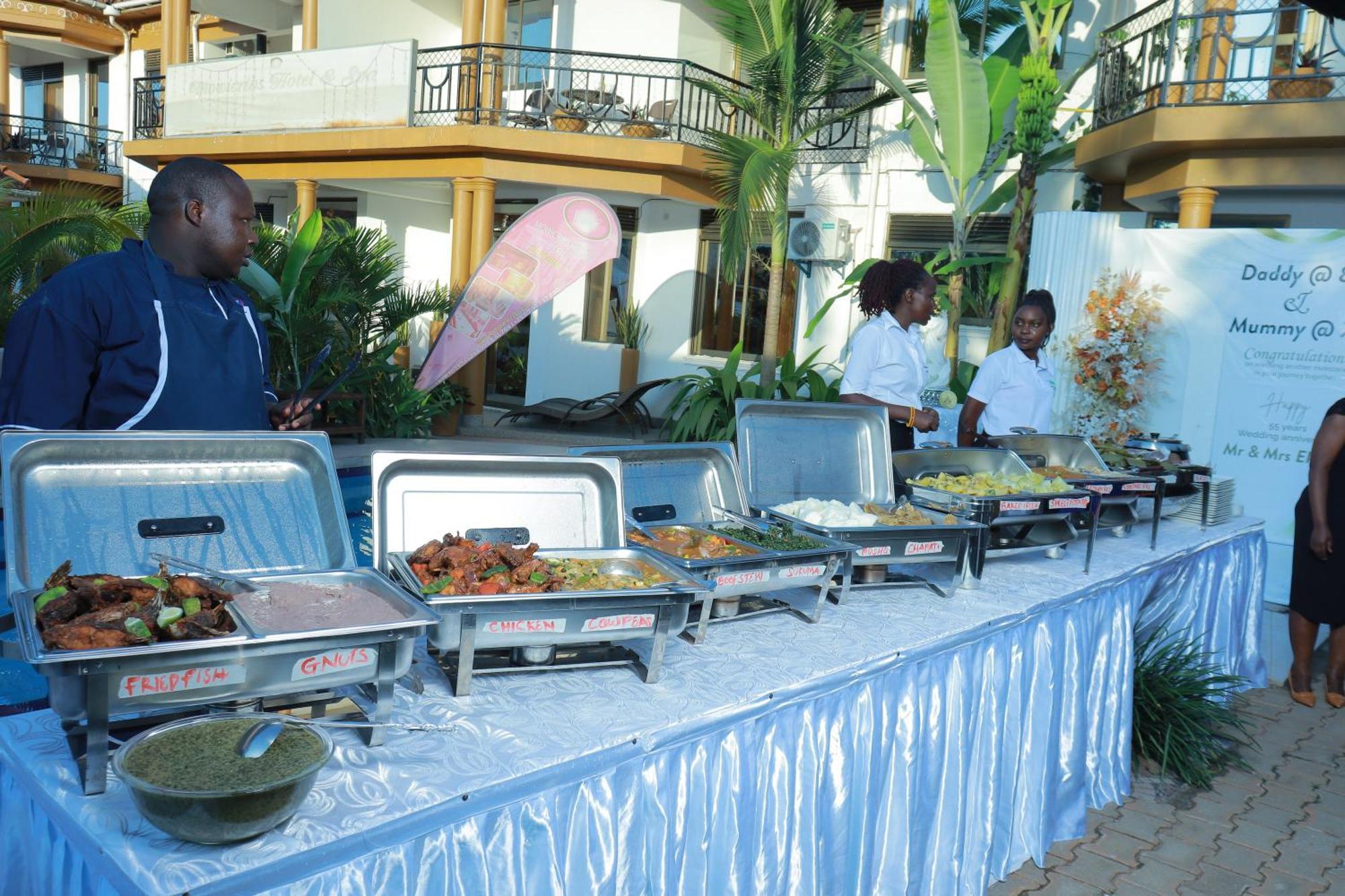 Mowicribs Hotel And Spa Entebbe Extérieur photo